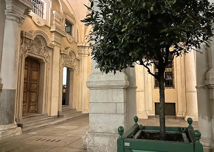 Apartament Palazzo Paesana *