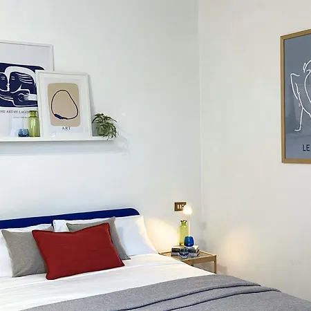 Apartment Palazzo Paesana Turin